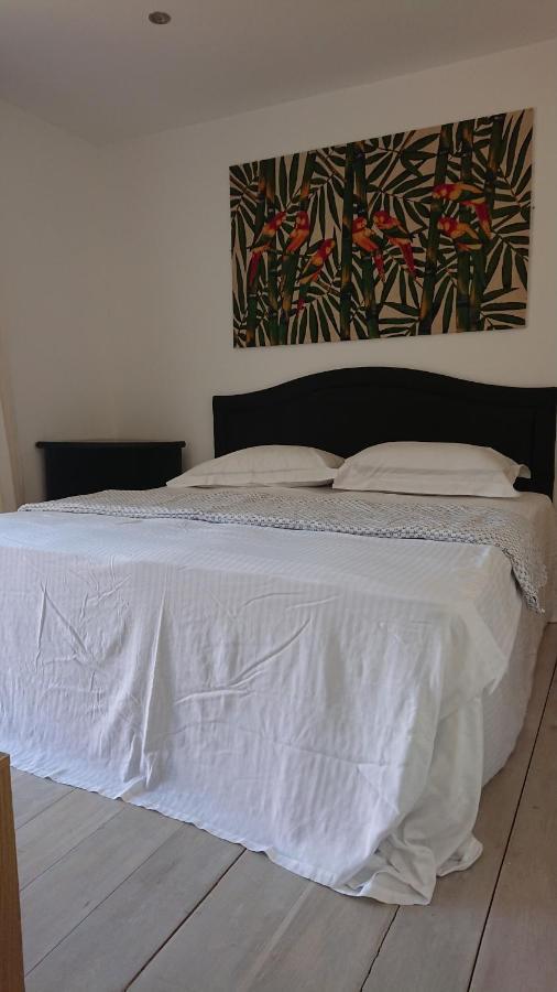 Surf Lookout - King Size En-suite With Sea Views Newquay (Cornwall)